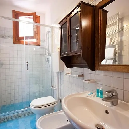 בית נופש Luca Elba פרוצ'ו